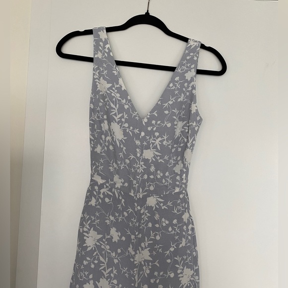 Wilfred Ecoulement V Jumpsuit in Pearl Grey / White - Picture 2 of 11